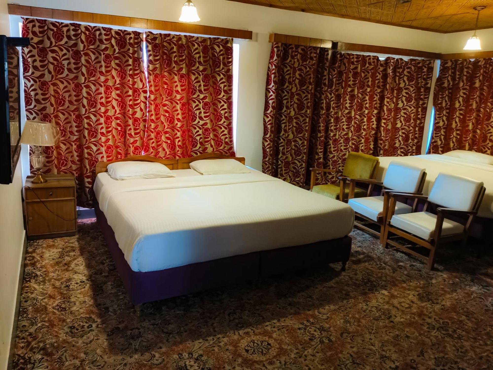 Hotel Season Palace Srīnagar Kültér fotó