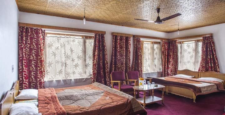 Hotel Season Palace Srīnagar Kültér fotó
